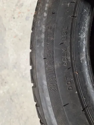 Neumáticos 215/55/17