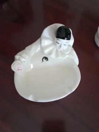 Figura Pierrot de cerámica