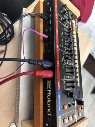 Roland JU-06A Boutique Sintetizador