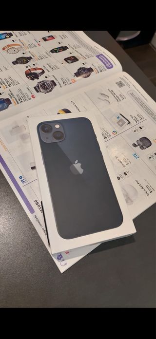 iPhone 13 negro (roto)