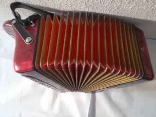 Acordeón Hohner Club III M Diatónico C F