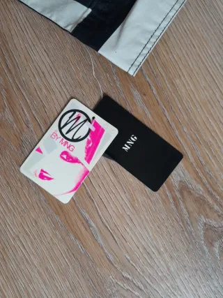 Camisa Mango Rayas Blanco y Negro