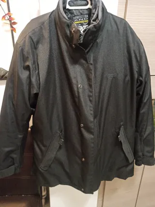 Chaqueta de moto negra