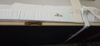 Canapé, colchón y quitamiedos infantil