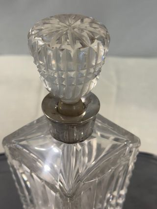 Conjunto de vasos, cubitera y licorera vintage