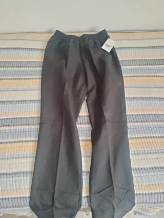 Traje completo de cocina, marcas monza y dyneke.