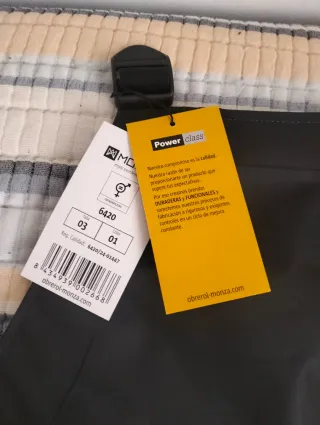 Traje completo de cocina, marcas monza y dyneke.