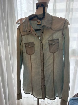 Camisa vaquera Bershka azul