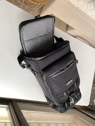 Zaino per fotocamera DORR con teleobiettivo montato