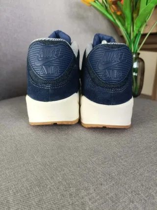 Nike Air Max 90 Binary Blue Gum T39