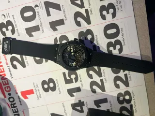 Reloj Hublot Negro y Plateado