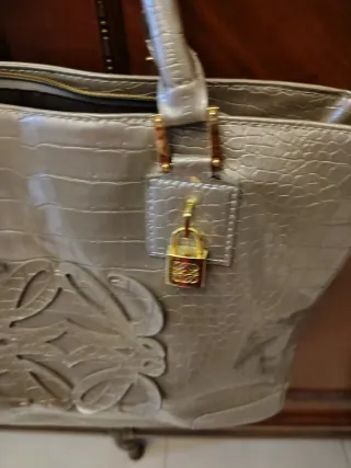 Bolso Loewe Plateado Cocodrilo