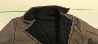 Abrigo estilo bomber polipiel marrón