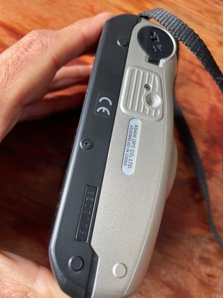 Cámara Pentax Espio 738 Plata