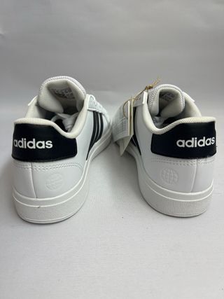 Zapatillas Adidas talla 36 niños y niñas