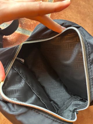 Bolso Puma Negro y Dorado