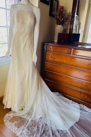 Vestido de Novia Rosa Clará Beige/Blanco de encaje