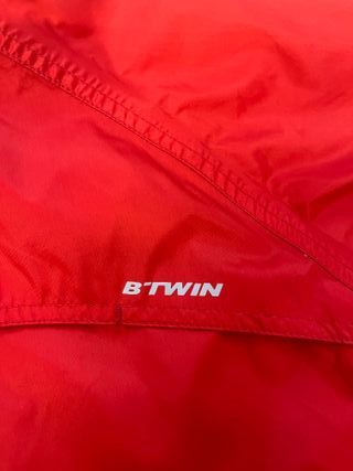 Chaqueta impermeable roja