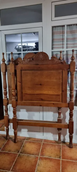 Cabecero de madera maciza