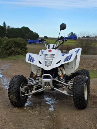 Cambio o vendo Suzuki LTZ 400 Quad