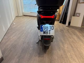 Moto eléctrica Piaggio 1 Active electric 60