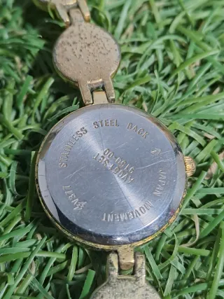 Reloj de pulsera para reparar