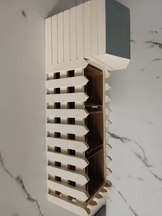 Macetero de madera estilo rústico