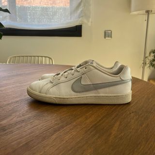Nike Court Royale Blancas y Plata Talla 41