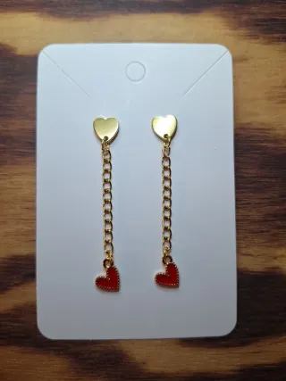Orecchini pendenti cuore rosso oro