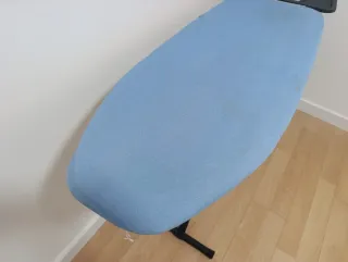 Tabla de planchar con soporte para plancha
