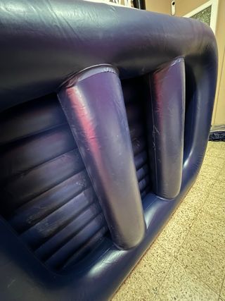 Cama hinchable con separación del suelo