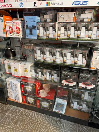 Vitrina expositora cristal y metal