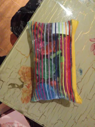 Estuche con ceras de colores