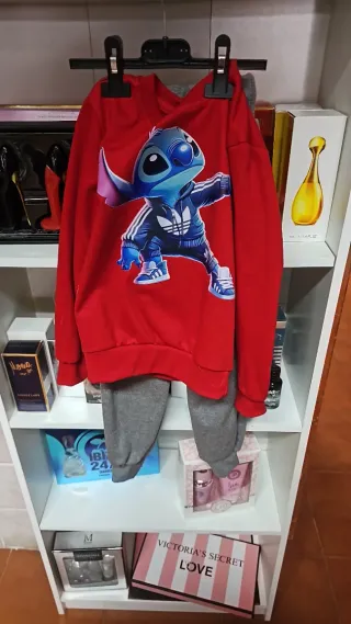 Conjunto deportivo niño Stitch Talla 12