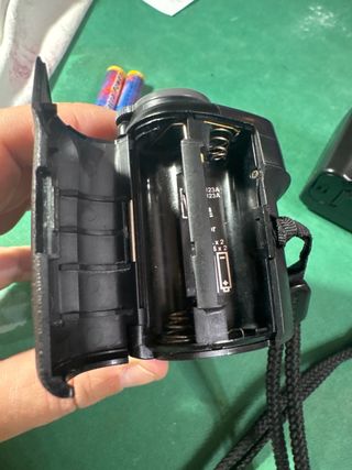 Olympus Superzoom 70 + Trip 200 Fotocamere 35mm