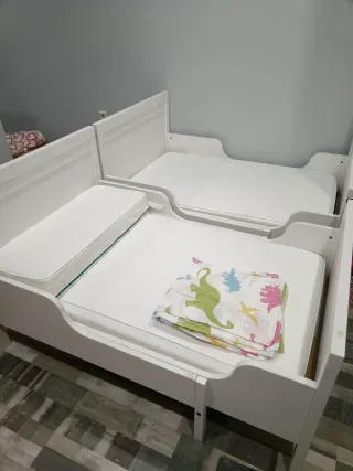 Cama extensible IKEA blanca