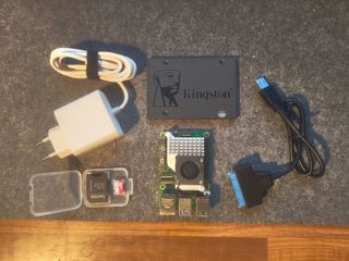 Raspberry Pi 5 8GB RAM + SSD + SD