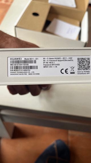 Huawei 4G Router 2 LTE Cat 4 WIFI 2.4GHz