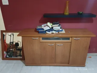 Mueble comedor almacenaje madera y cristal