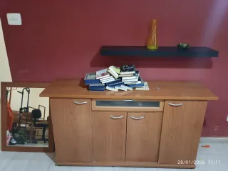 Mueble comedor almacenaje madera y cristal