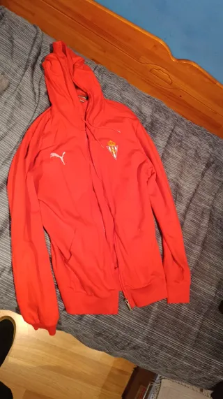 Chaqueta Puma Sporting Gijón Roja Capucha Talla L