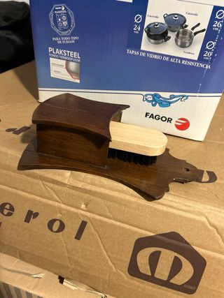 Cepillero antiguo de madera modernista