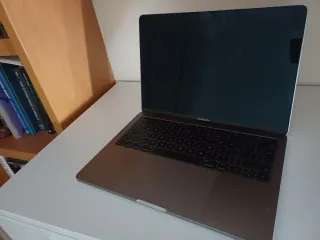 MacBook Pro Apple Plata/Gris Espacial 2018