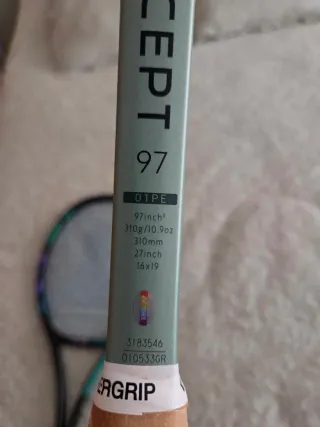 Raquetas de Tenis Yonex Percept y V Core Pro 97 L2