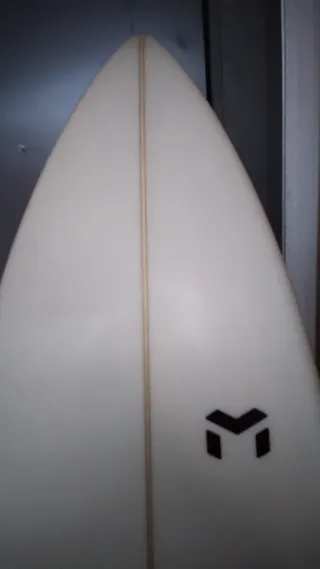 Tabla Surf 5'10 MACCHI 29.4L!! Completa c/ todo!!