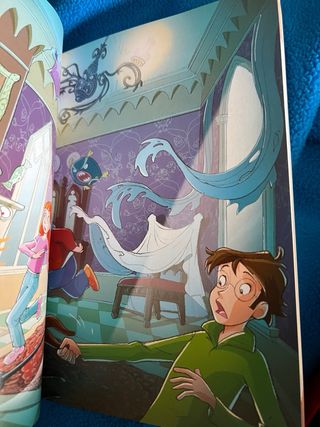 La casa embrujada (Serie Bat Pat 14) (Spanish E...