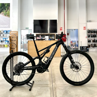 Bicicleta Specialized Turbo Levo Comp