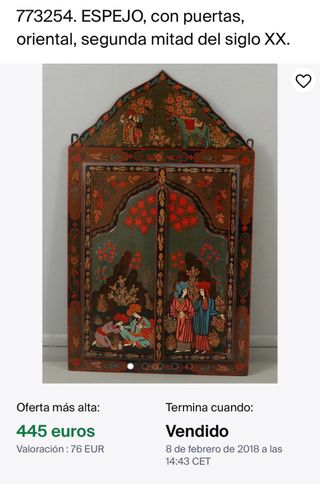 Arcón oriental siglo XX pintado a mano