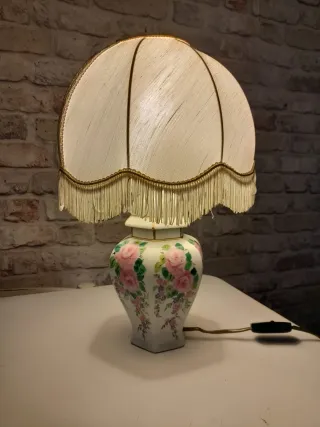 Lampada da tavolo dipinta a mano