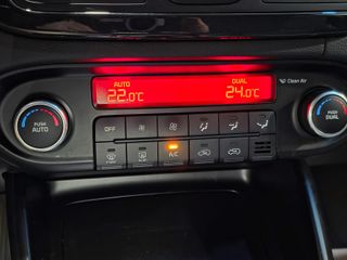 Kia Carens 1.6 GDi 135CV Drive 5pl